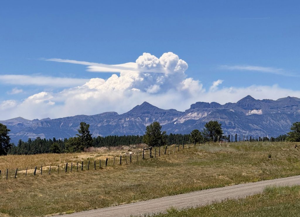 Hot & Dry Conditions Through The 4th & 5th! 6 Gold Mountain